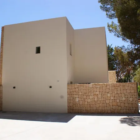 Beautiful Family In Santa Eulalia, 1035 Villa