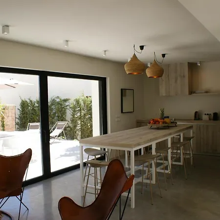 Beautiful Family In Santa Eulalia, 1035 Villa