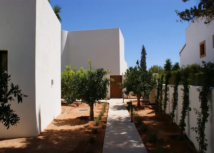 Beautiful Family In Santa Eulalia, 1035