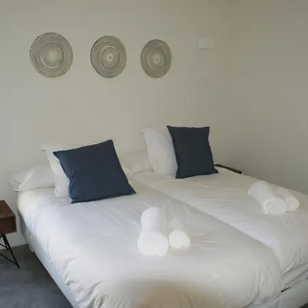 Beautiful Family In Santa Eulalia, 1035 Vila *